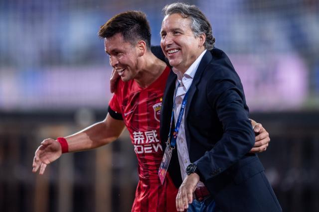 云开体育官网-哈维尔被喊下课却获海港内部力挺：我们很有凝聚力