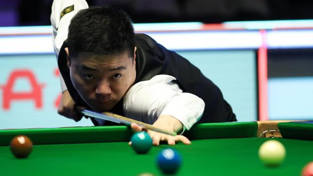 云开体育-英锦赛四进决赛的丁俊晖vs三进决赛艾伦 数据占优