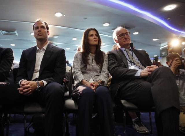 云开体育官网-切赫离任分裂球迷&amp;英媒：清扫功勋or清理旧势力？