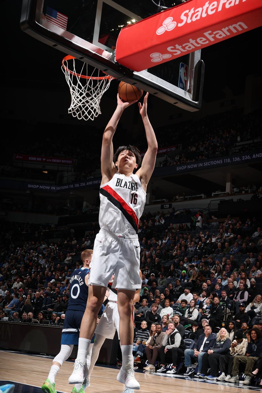 云开体育官网-杨瀚森2+1+1兰德尔赛季新高41分 开拓者不敌森林狼