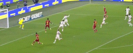 【意甲】伊布头筹+造点 特奥染红 罗马1比2负AC米兰