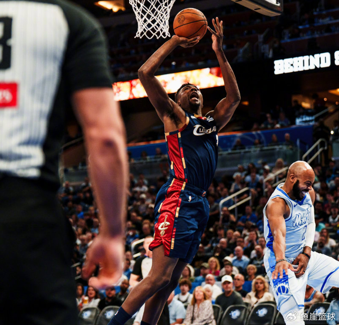 骑士122-128魔术！阿特金森早看清现实，哈登赛后直接把话挑明|詹姆斯·哈登|贝恩|克利夫兰骑士队|米切尔-罗宾逊|多诺万-米切尔_新浪体育_新浪新闻