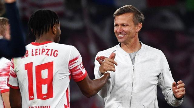 云开体育官网-秦游夏：斗艳拜仁！三大新帅导演德甲一出好戏