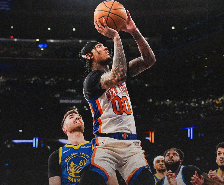 云开体育官网-8人伤停！勇士遭尼克斯21分逆转吞5连败 布伦森30+9唐斯两双