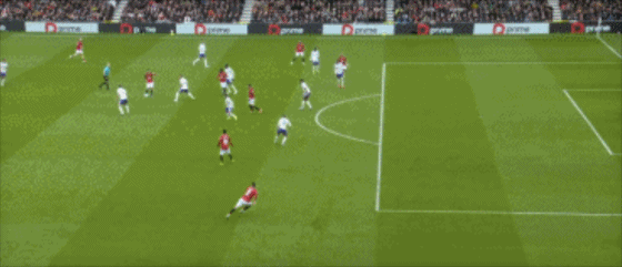 云开体育官网入口-英超：曼联3-1维拉稳居第3！B费助攻双响破纪录 谢什科替补破门