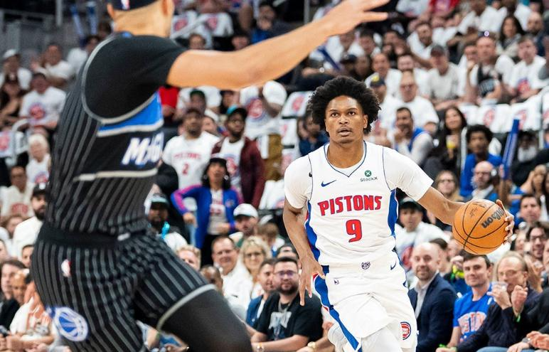 云开体育官网入口-班凯罗爆发！魔术113-105胜活塞，贝恩25+7+1，卡特14+17+3